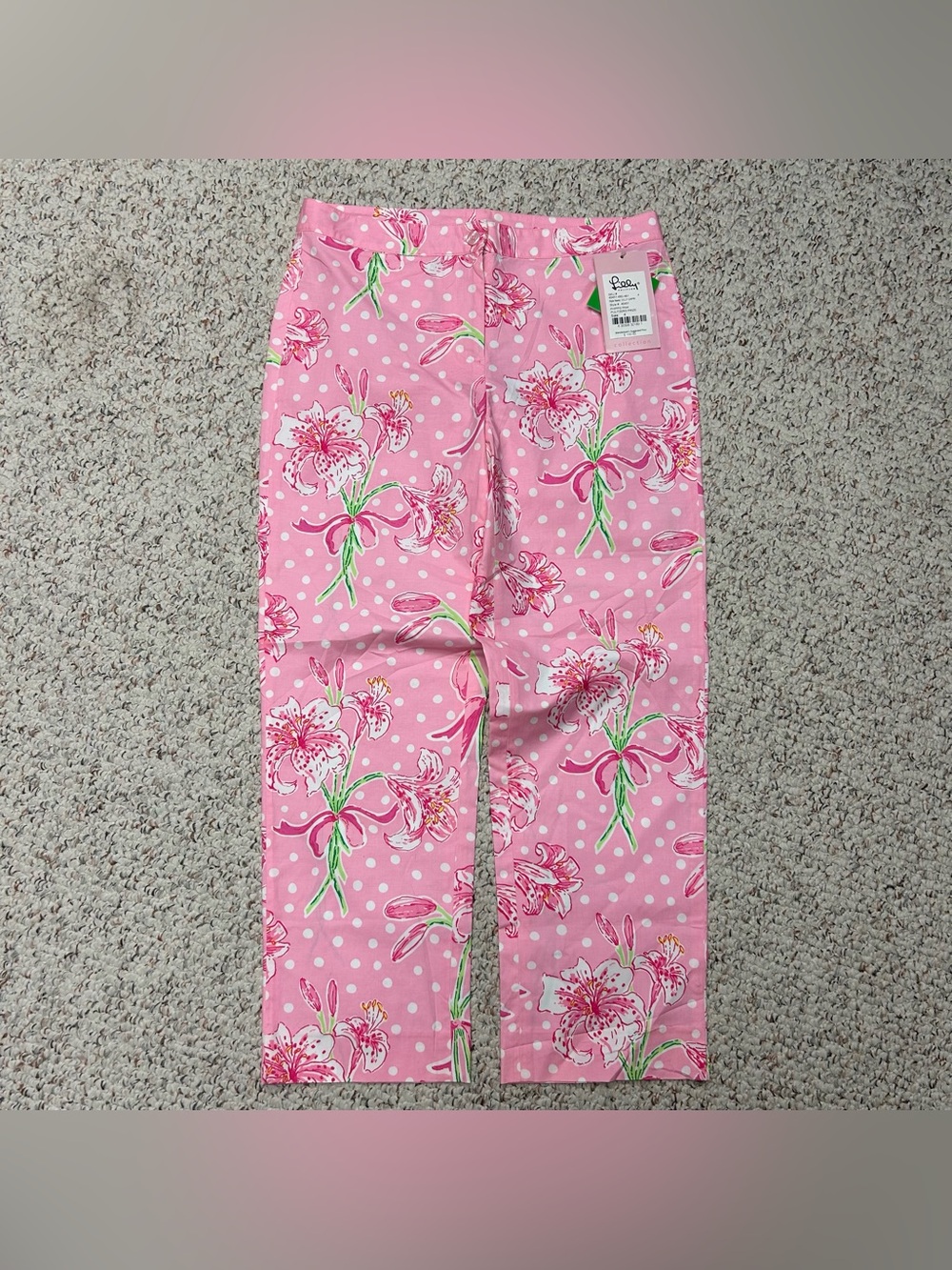 NWT Lilly Pulitzer Women’s Pink & White Floral  Lilly Capri Sz 4 Pulitzers Prize